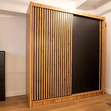 1 Ultra Apartment