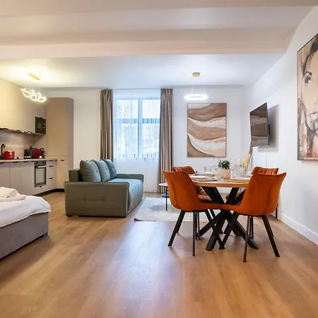 1 Ultra * 克卢日-纳波卡